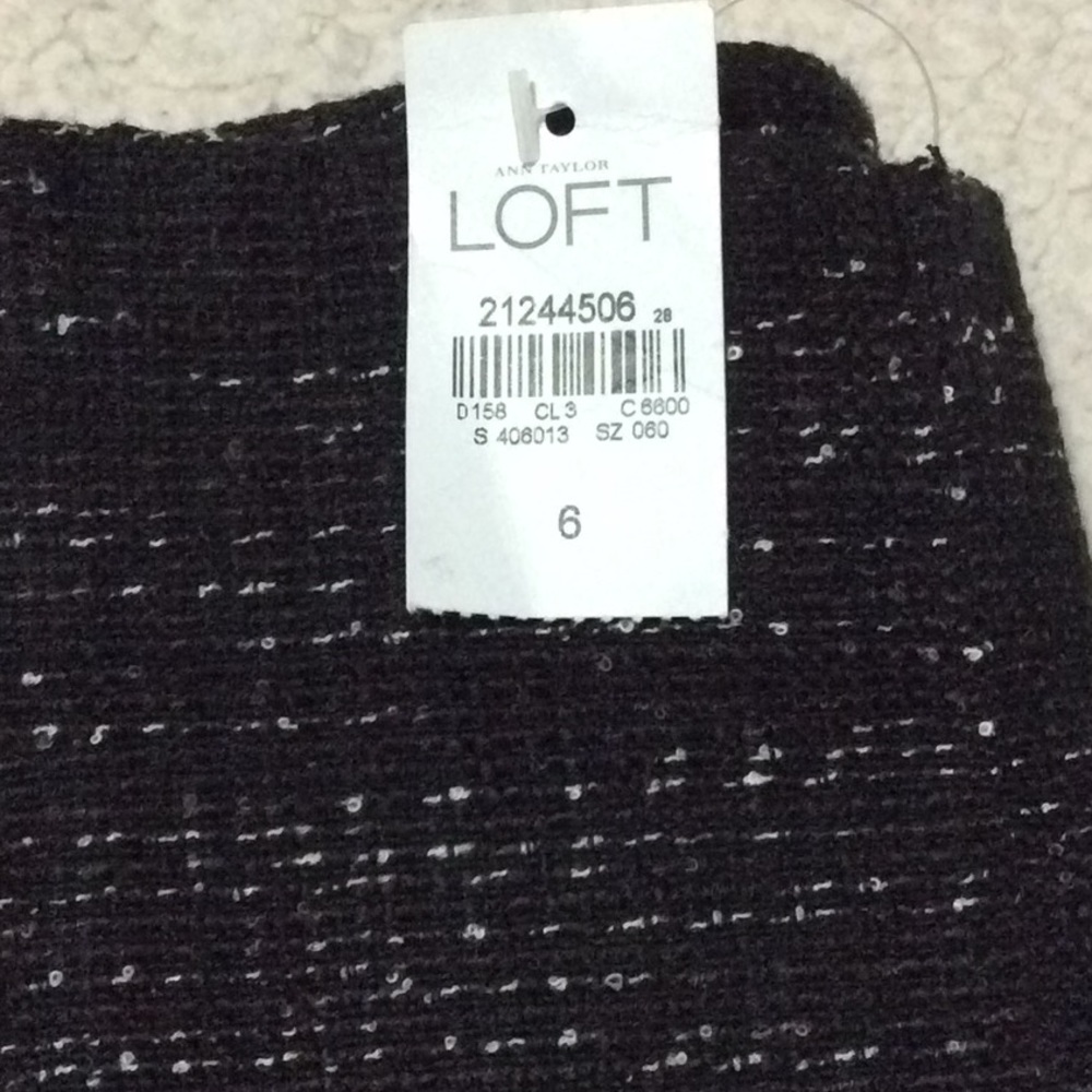 Loft Shorts Size 6 - Picture 2 of 5